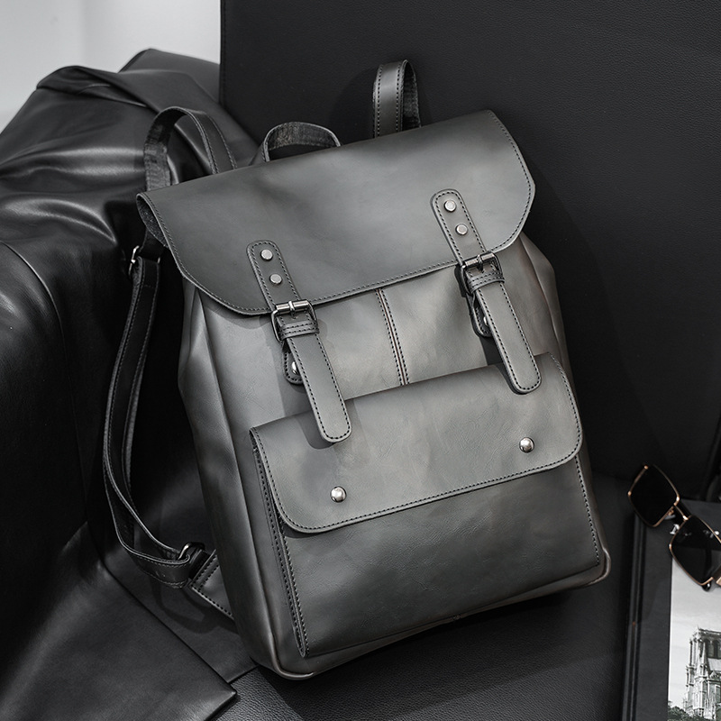 MOCHILA VINTAGE DE CUERO PU CON HEBILLAS DECORATIVAS